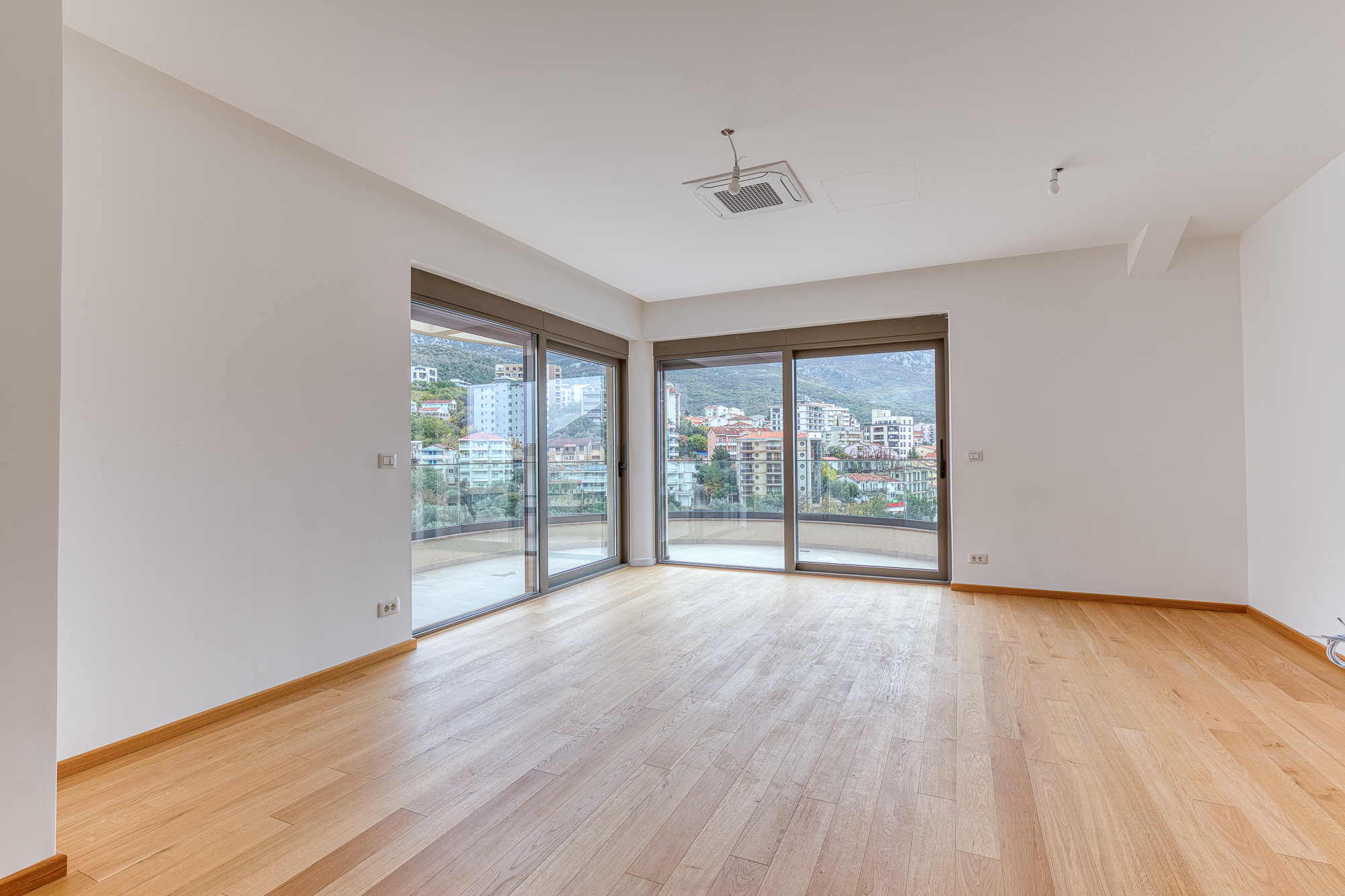 Image of Apartment in new building - 1 Bedrooms - 1 Bathrooms for Sale in Budva-Becici-Montenegro, Image 5